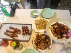 -嗨辣小聚·盘锦河蟹·海鲜烧烤龙虾(盘锦十年好店)