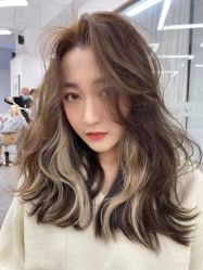 -V8潮牌·接发烫染连锁