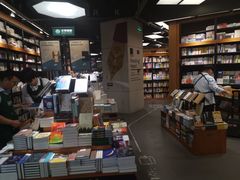 -西西弗书店&矢量咖啡(凯德晶萃广场店)