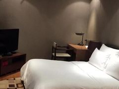 -灞柳驿酒店(香湖湾地铁站店)