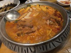 -喇喇排骨火锅·传统韩式脊骨汤(望京西园总店)