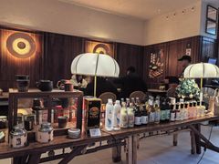 -银米·云南传统过桥米线(双廊黑金冠店)