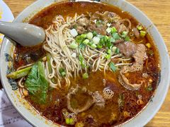 -丁丁猫重庆小面(徐州路店)