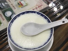-周大娘牛乳(旧寨古村总店)