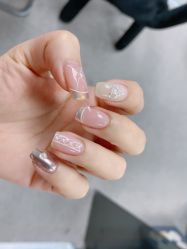 -芊屿芊浔美甲