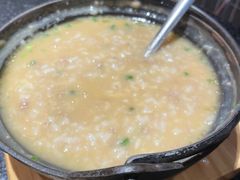 -何妹湿辣牛肉·粤式烧烤砂煲(桂雅路店)