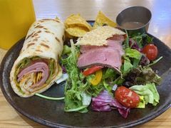 -HELLO 27 意面·沙拉·帕尼尼