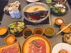 -牛武士寿喜烧·和牛火锅自助(全球首店)