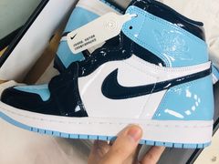 -Air Jordan(世贸天阶店)
