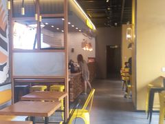 -UMAMI乌玛米披萨·汉堡·清真Halal(红岭北店)