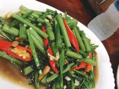 -Dang restaurant (patong phuket)