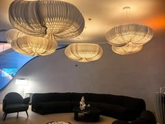 -涨巢·潮玩水疗局