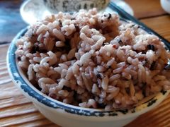 -闯关东东北农家菜(崂山石老人店)