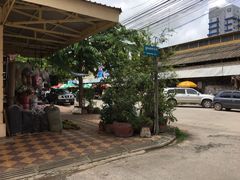 -Phsar Nath Market
