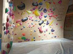 -ROCKPLUS攀岩馆(环宇城店)