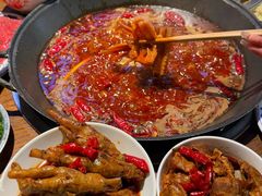 -萍姐火锅·公路夜市(武汉首店)