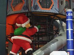 -嗨翻Hi-Fun竞技主题乐园·蹦床团建生日轰趴(荆川 国光1937店)