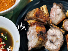 -乔岩保应烧烤店