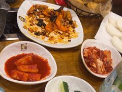 -喇喇排骨火锅·传统韩式脊骨汤(望京西园总店)