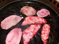 -炼火烤肉店