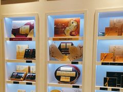 面包甜点陈列柜-GODIVA(恒隆广场店)