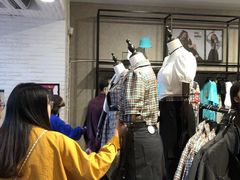 -三福时尚(三峡广场华夏银座店)