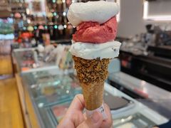 -VENCHI 闻绮(上海佛罗伦萨小镇店)