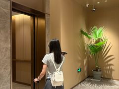 -广州花都融创文旅城希尔顿惠庭酒店