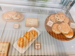 -SKROLL卡特司库·蛋糕定制·生吐司·司康(古北程家桥店)