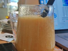 -三勾JJJ Burger&Coffee(梅溪湖店)