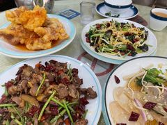 -鹤乡东北菜(崮山路店)