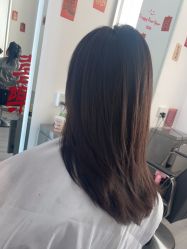 -LILI·HAIR SALON理理造型
