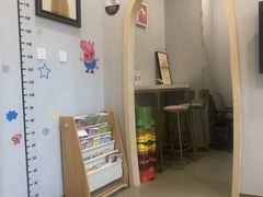 -三叶儿童口腔诊所(越城店)