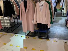 -万宝财富商业广场