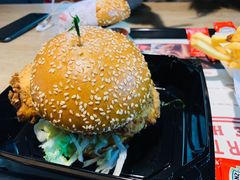 黄金鸡排三明治-The Habit Burger Grill 哈比特汉堡(复兴soho店)
