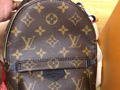 -LV路易威登(德基广场店)