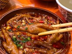 糯叽叽香辣鸡爪-乐乐大排档·30年老字号(浙江路店)