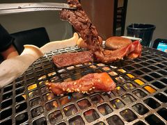 -焼肉まんぐう