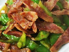 青椒炒香肠-国生茶庄·地道农家菜团建活动