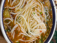 -云阿蛮云南生烫牛肉米线(奉贤路店)