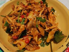 手撕卤鸡-东排食堂长沙小吃大排档(五一广场店)