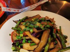 -柴窝堡22号辣子鸡·传承新疆菜