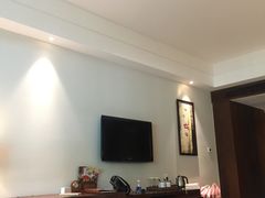 -岘港皇冠假日酒店