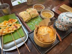 -银米·云南传统过桥米线(双廊黑金冠店)