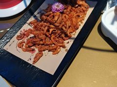 -艳阳天民俗村(公园路店)