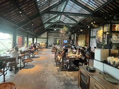 -喜洲吧·江畔老船厂·庭院餐厅(喜临院店)