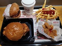 -The Habit Burger Grill 哈比特汉堡(爱琴海店)
