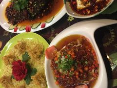 -蘑菇私房菜小馆(杨家坪西城天街店)