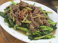 芥兰炒牛肉-肥弟大排档(汕樟路店)