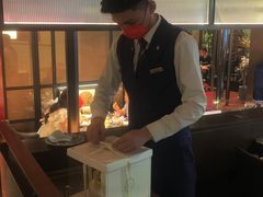 -海派悦庭·海胆烧麦·新融合菜(凯德广场店)